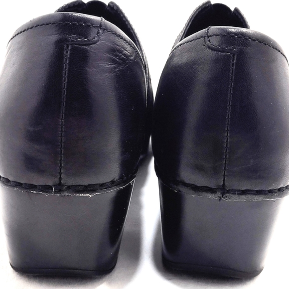 Dansko Tamara Black Leather Slip-On Clogs With Adjustable Strap - Picture 15 of 16